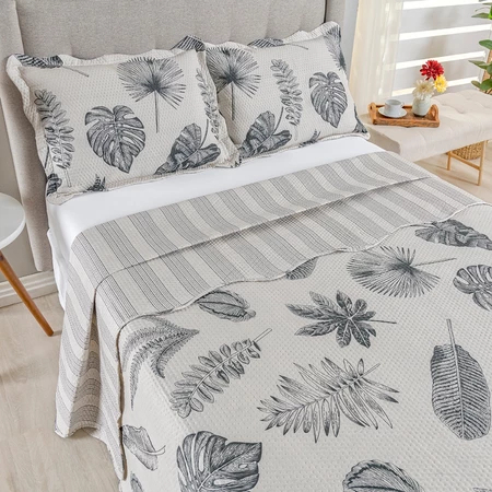 Kit Cobre Leito Colcha Queen Bouti 3 Peças Dupla Face Estampada Porta Travesseiro Aba Americana